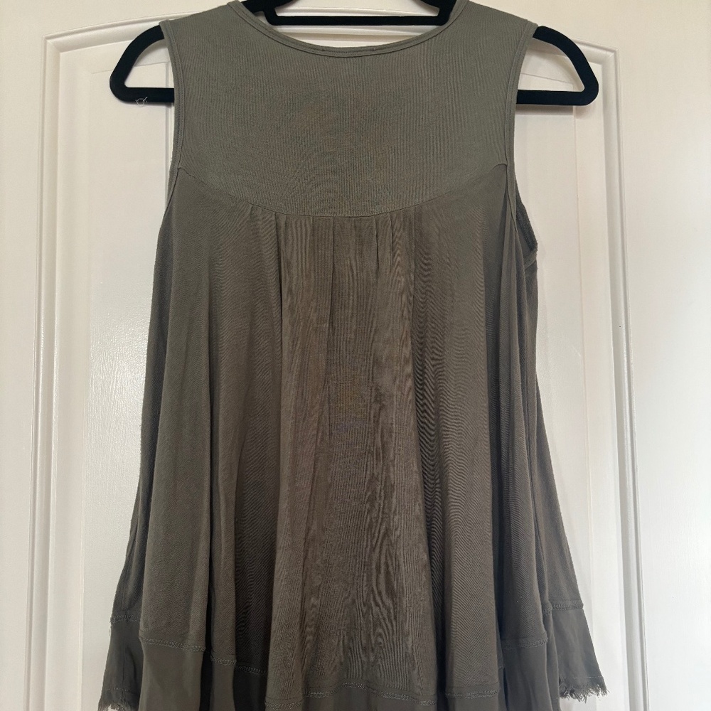 Anthropologie Liberty Garden green swing top petite XS